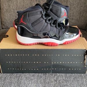 Air Jordan 11 retro GS size 4.5